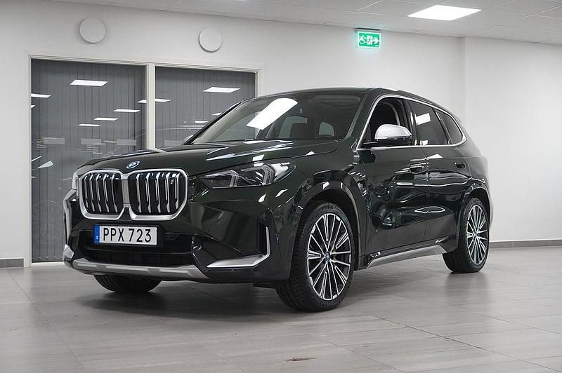 Begagnad BMW iX1 xLine 230 kW (313 HK) 2023 Grön SUV
