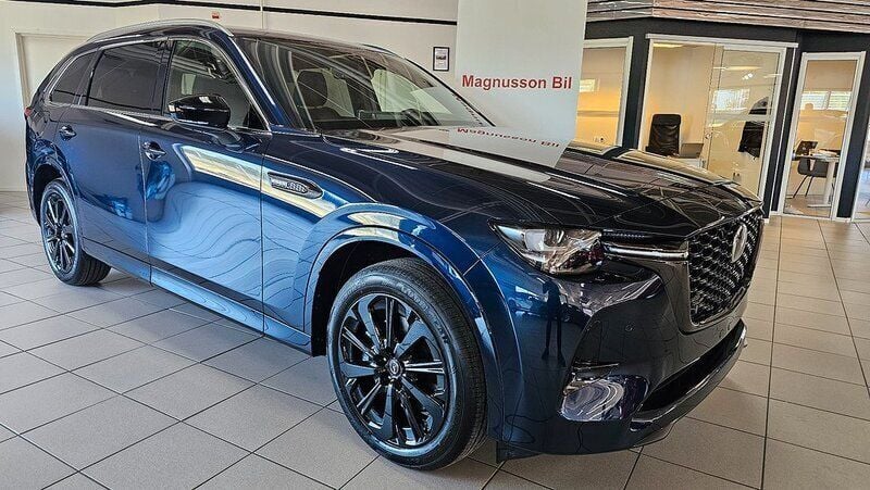 Ny 2025 Mazda CX-80 Homura-Line SUV | 674 000 kr (Marknadspris) - Bild 1/3