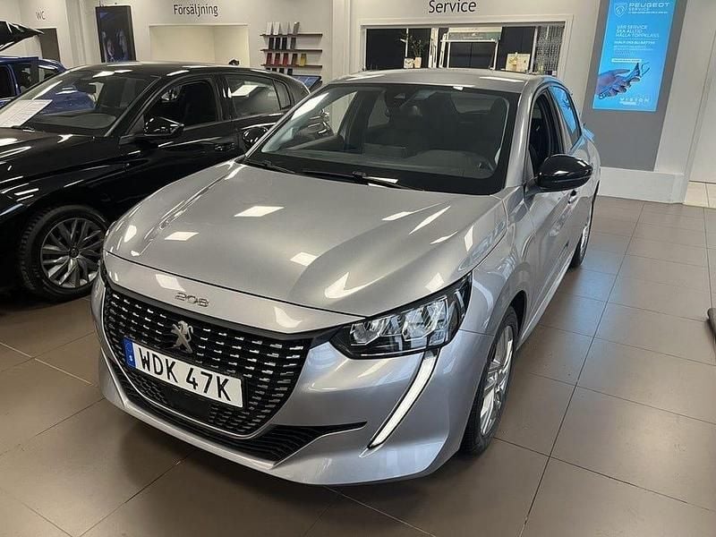 Grå Begagnad 2022 Peugeot 208 Allure Halvkombi | 174 000 kr (Marknadspris) - Bild 1/4