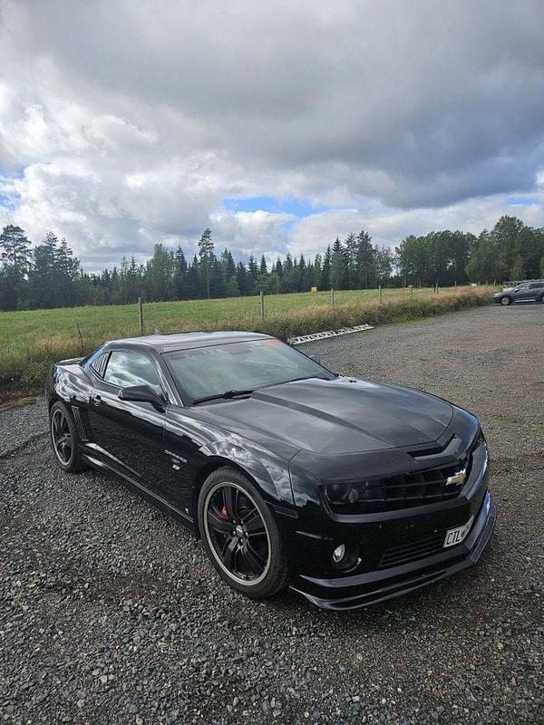 Svart Begagnad 2010 Chevrolet Camaro SS Sportkupé | 245 000 kr (Marknadspris) - Bild 1/4