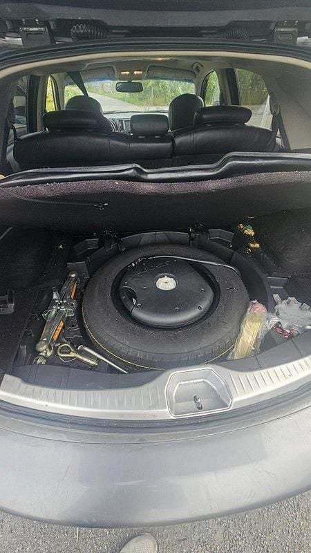 Begagnad Infiniti Fx35 284 HK (208 kW) 2006 Grå SUV