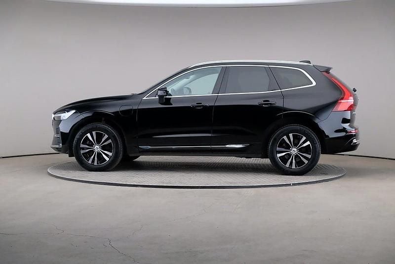 Begagnad Volvo XC60 Core 253 HK (186 kW) 2022 Svart SUV