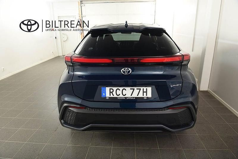 Begagnad Toyota C-HR Style 223 HK (164 kW) 2024 Blå SUV