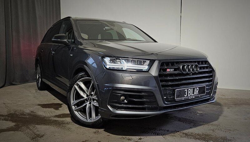 Grå Begagnad 2017 Audi SQ7 Comfort SUV | 449 989 kr (Superpris) - Bild 1/4
