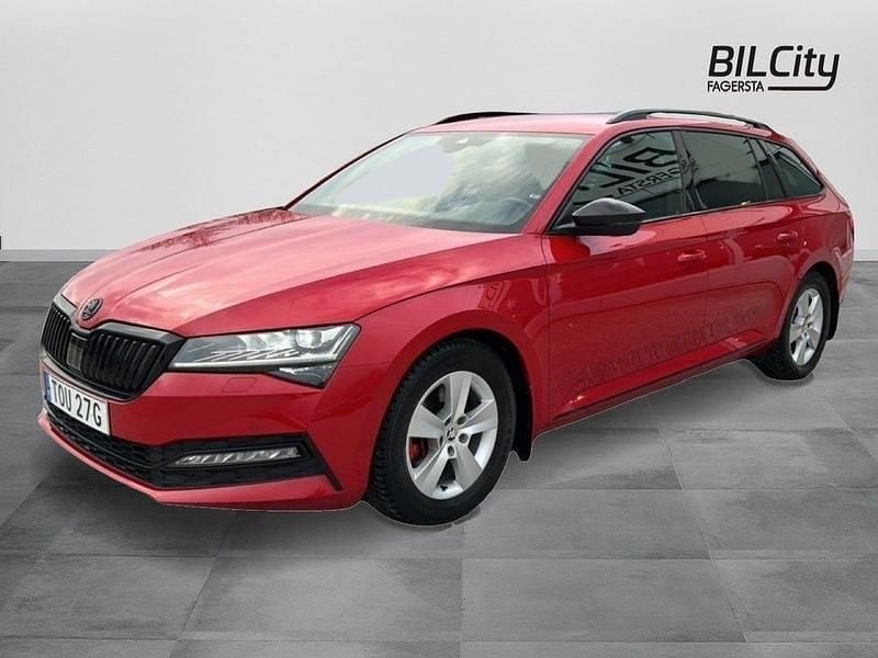 Röd Begagnad 2019 Skoda Superb SportLine Kombi | 284 900 kr (Lite dyr) - Bild 1/4