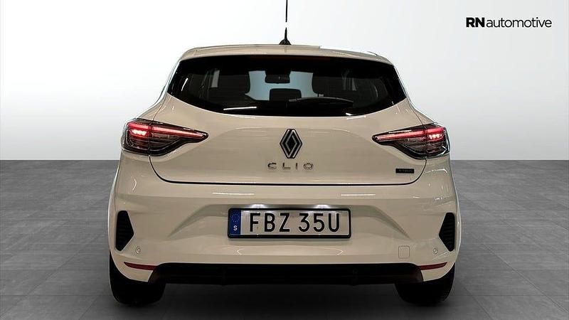 Begagnad Renault Clio V Evolution 146 HK (107 kW) 2024 Vit Halvkombi