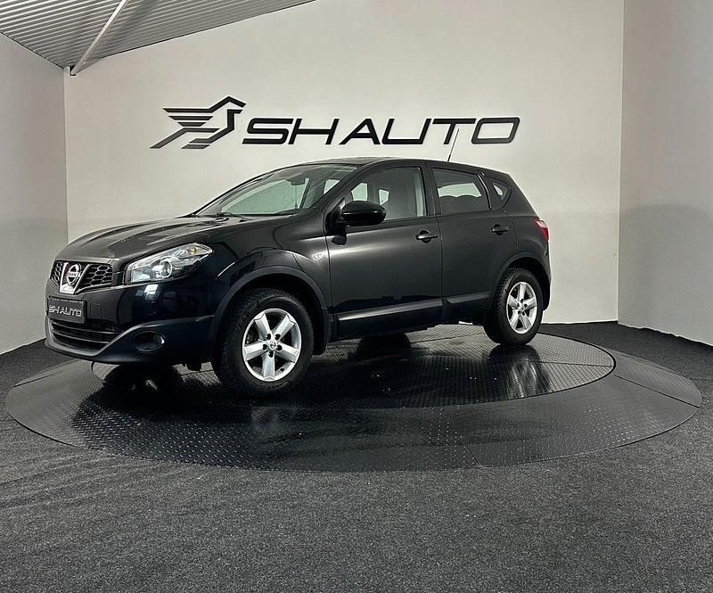 Svart Begagnad 2012 Nissan Qashqai SUV | 79 900 kr (Marknadspris) - Bild 1/4