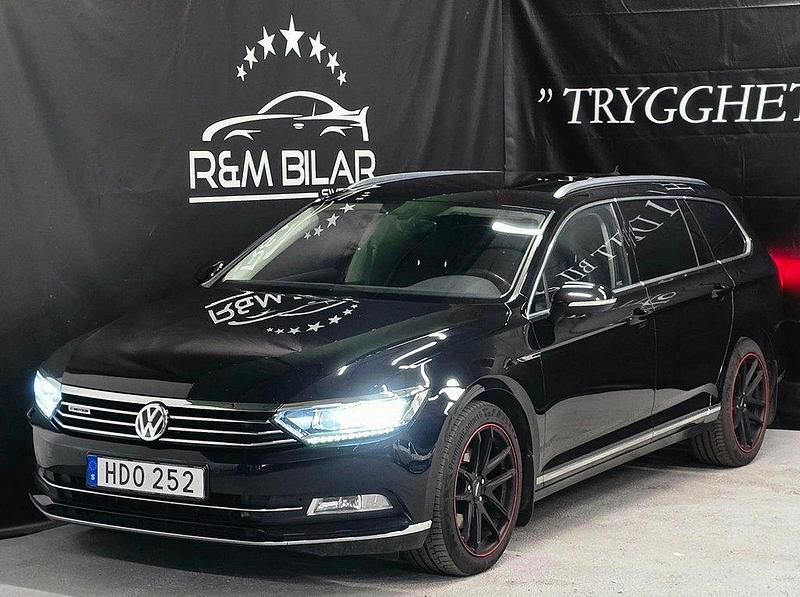 Svart Begagnad 2016 VW Passat Kombi | 119 800 kr (Marknadspris) - Bild 1/4