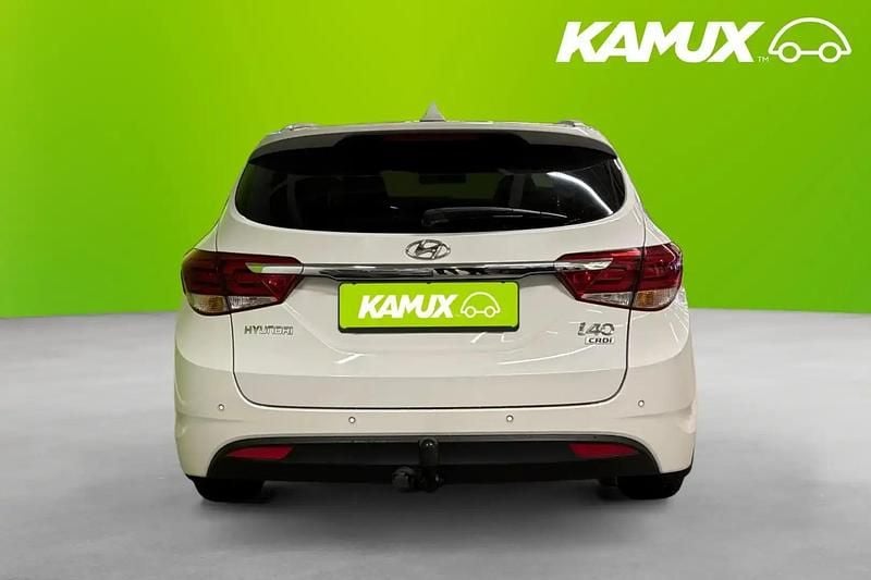 Begagnad Hyundai i40 141 HK (103 kW) 2016 Vit Kombi