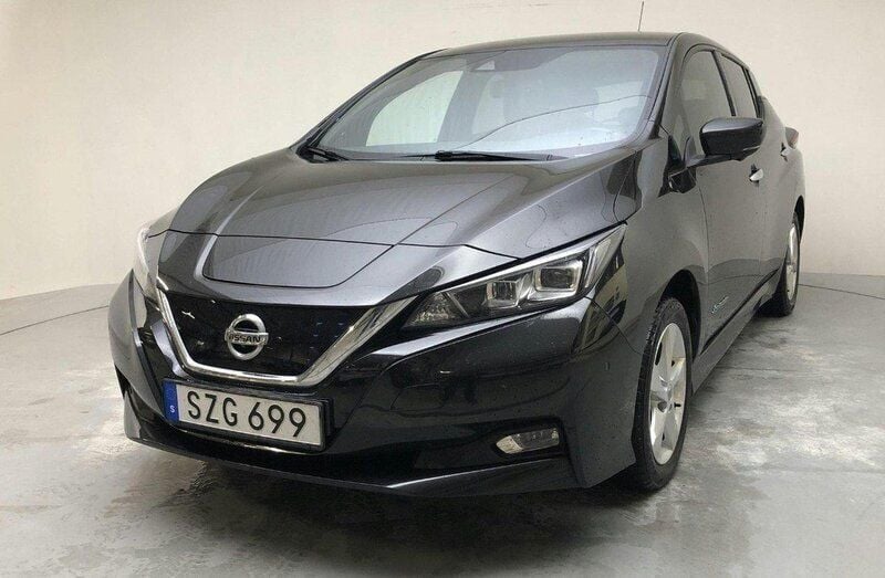 Svart Begagnad 2019 Nissan Leaf Halvkombi | 130 000 kr - Bild 1/1