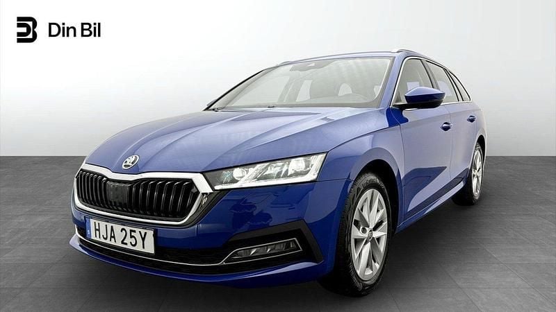 Blå Begagnad 2023 Skoda Octavia Style Kombi | 303 900 kr (Bra pris) - Bild 1/4