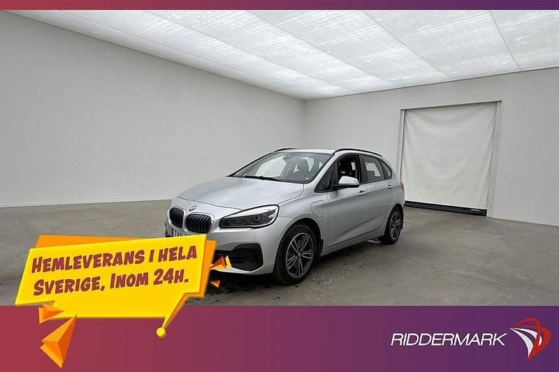 Silver Begagnad 2018 BMW 225 Active Tourer Sport Line Minibuss | 209 800 kr (Marknadspris) - Bild 1/3