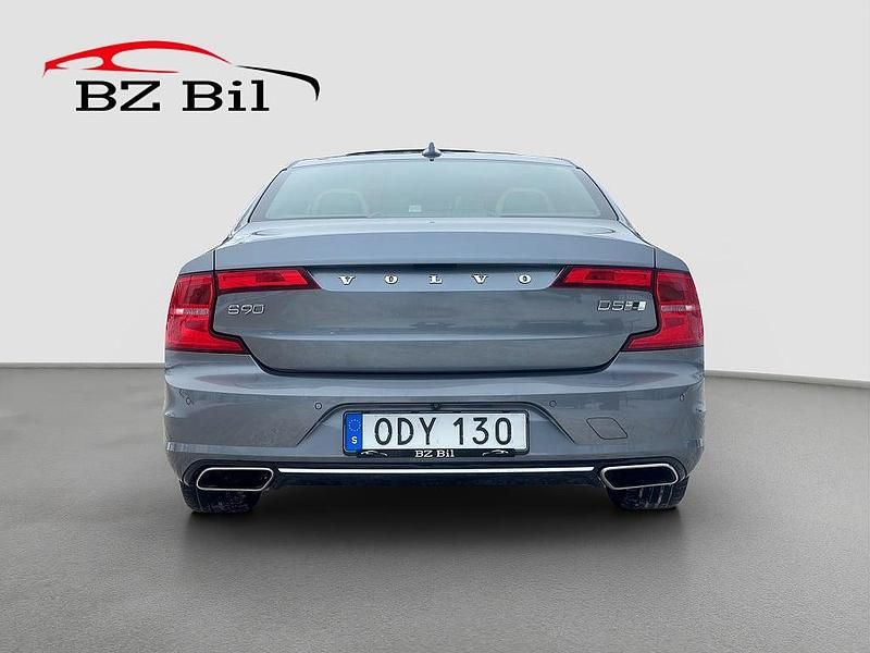 Begagnad Volvo S90 Inscription 241 HK (177 kW) 2016 Grå Sedan
