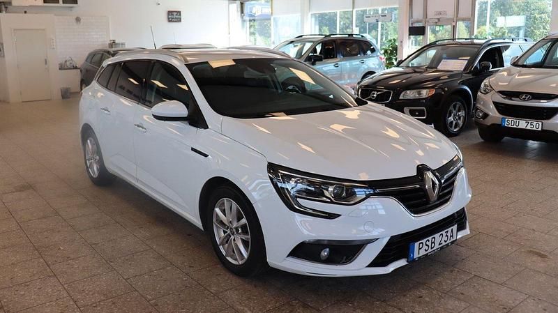 Vit Begagnad 2020 Renault Mégane GrandTour Kombi | 139 900 kr (Marknadspris) - Bild 1/4