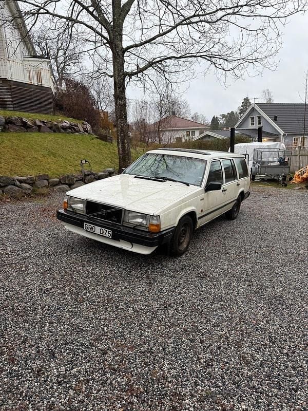 Begagnad 1988 Volvo 740 Kombi | 18 000 kr - Bild 1/4