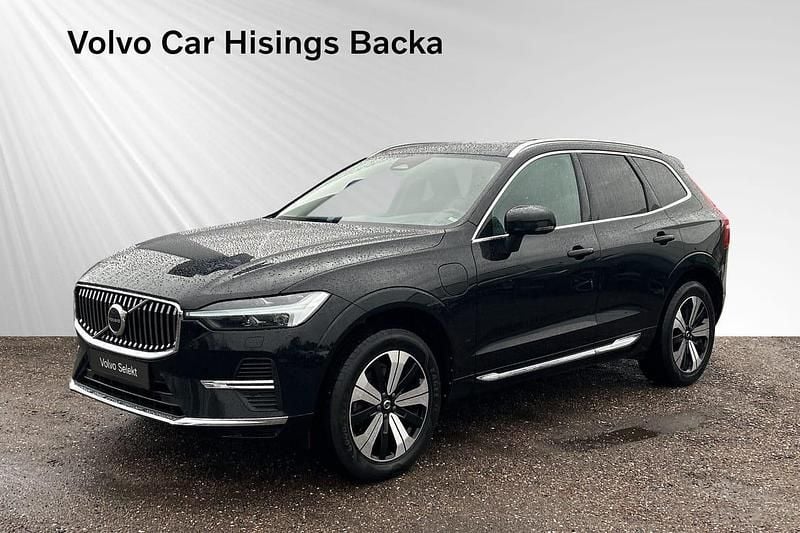 Svart Begagnad 2023 Volvo XC60 Core SUV | 394 900 kr (Superpris) - Bild 1/3