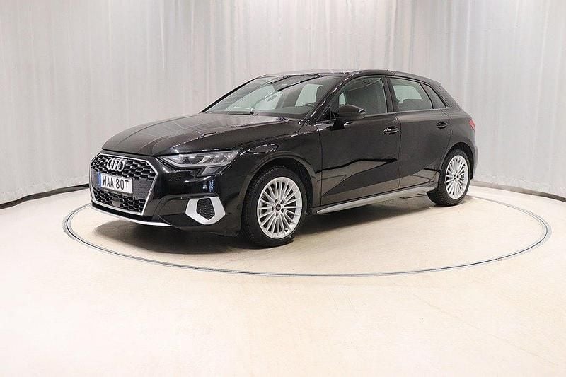 Begagnad 2023 Audi A3 Advanced | 269 800 kr (Marknadspris) - Bild 1/4
