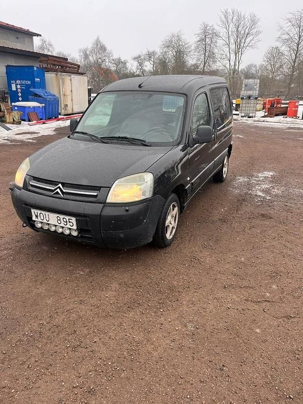 Begagnad Citroën Berlingo 75 HK (55 kW) 2004 Minibuss