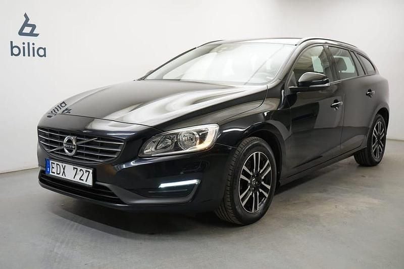 Svart Begagnad 2013 Volvo V60 Kombi | 119 900 kr (Lite dyr) - Bild 1/4