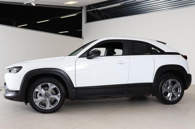 Begagnad Mazda MX30 Exclusive-Line 105 kW (143 HK) 2022 Vit SUV