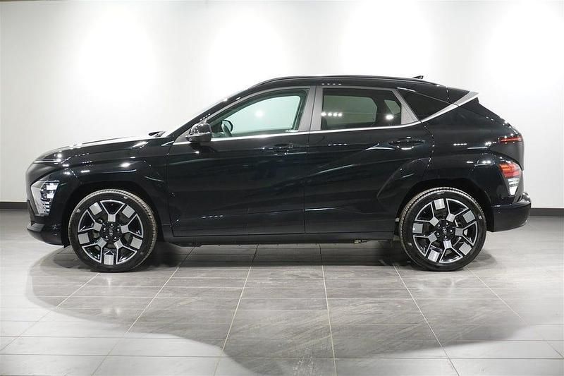 Begagnad Hyundai Kona Advanced 160 kW (218 HK) 2023 Svart SUV