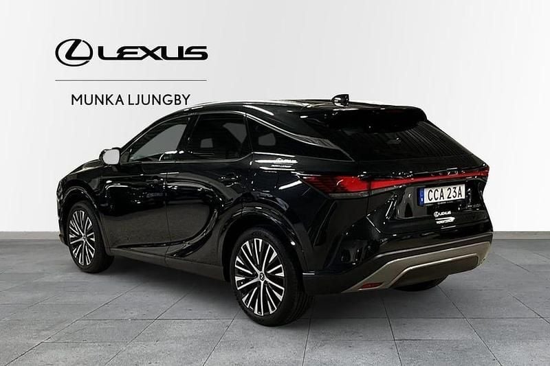 Begagnad Lexus RX350h Executive Line 253 HK (186 kW) 2023 Svart SUV