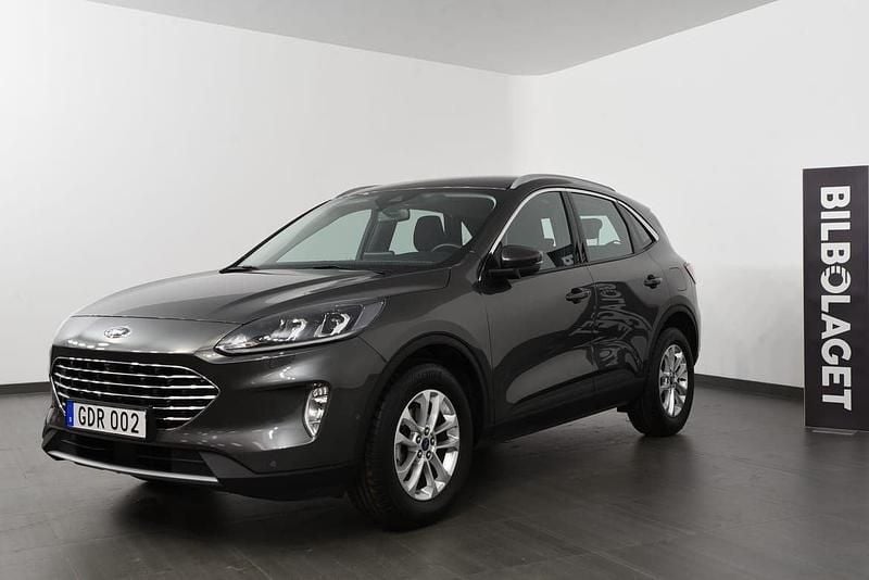 Grå Begagnad 2022 Ford Kuga Titanium SUV | 219 500 kr (Marknadspris) - Bild 1/4