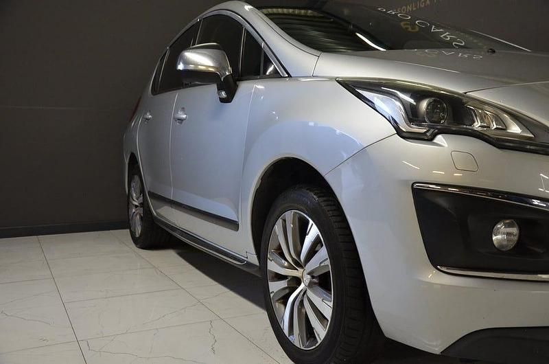 Begagnad Peugeot 3008 163 HK (119 kW) 2014 Grå Kombi