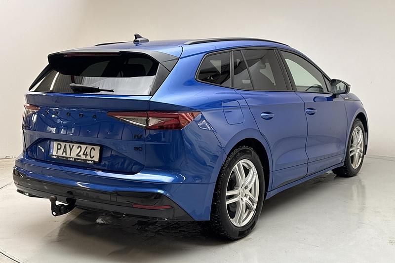 Begagnad Skoda Enyaq iV SportLine 150 kW (204 HK) 2023 Blå SUV