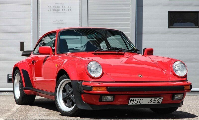 Röd Begagnad 1986 Porsche 911 Carrera | 849 000 kr - Bild 1/4