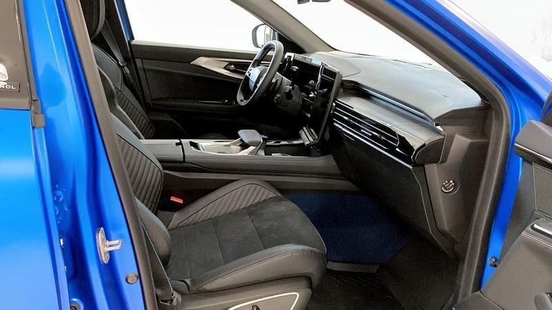 Begagnad Renault Rafale 301 HK (221 kW) 2024 Blå SUV