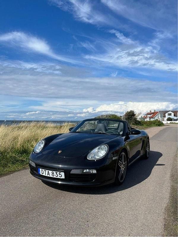 Svart Begagnad 2007 Porsche Boxster Cab | 265 000 kr - Bild 1/4