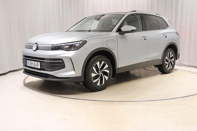 Begagnad 2026 VW Tiguan Life SUV | 489 800 kr (Superpris) - Bild 1/4