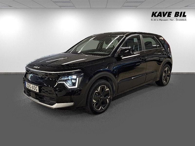 Svart Begagnad 2023 Kia e-Niro SUV | 359 900 kr (Dyr) - Bild 1/4