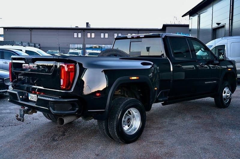 Begagnad GMC Sierra 452 HK (332 kW) 2022 Svart Pickup