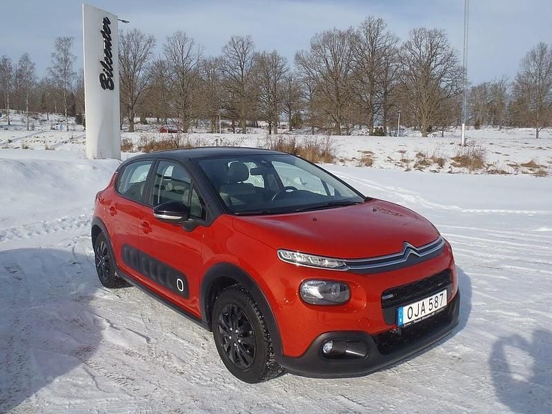 Begagnad Citroën C3 82 HK (60 kW) 2016 Orange metallic Halvkombi