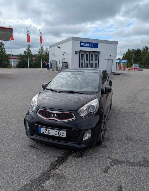 Svart Begagnad 2012 Kia Picanto 3 Halvkombi | 50 000 kr (Marknadspris) - Bild 1/4