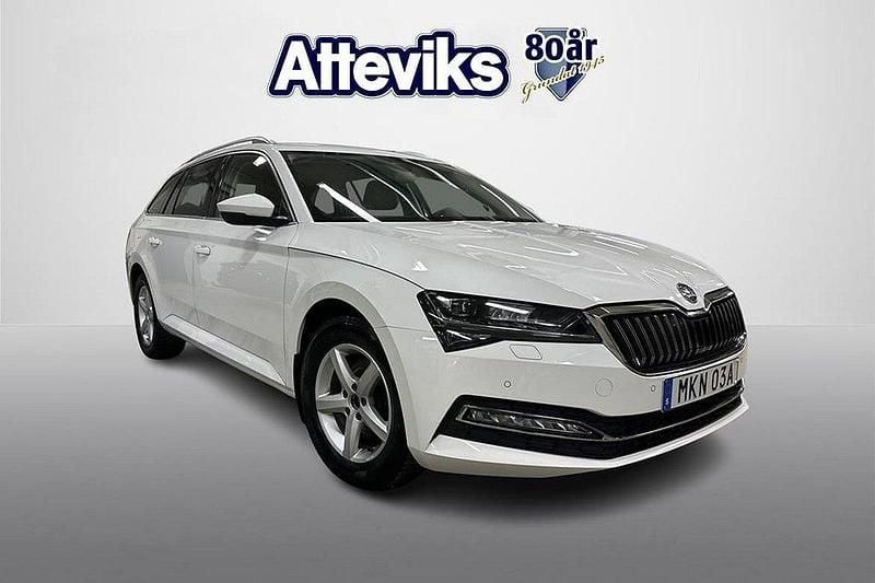Vit Begagnad 2020 Skoda Superb Business Line Kombi | 269 900 kr (Marknadspris) - Bild 1/4