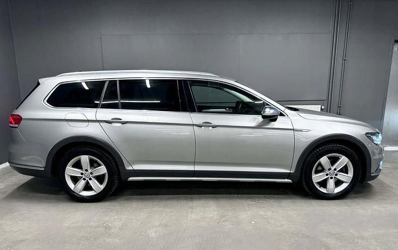 Begagnad VW Passat Alltrack 190 HK (139 kW) 2017 Silver Kombi