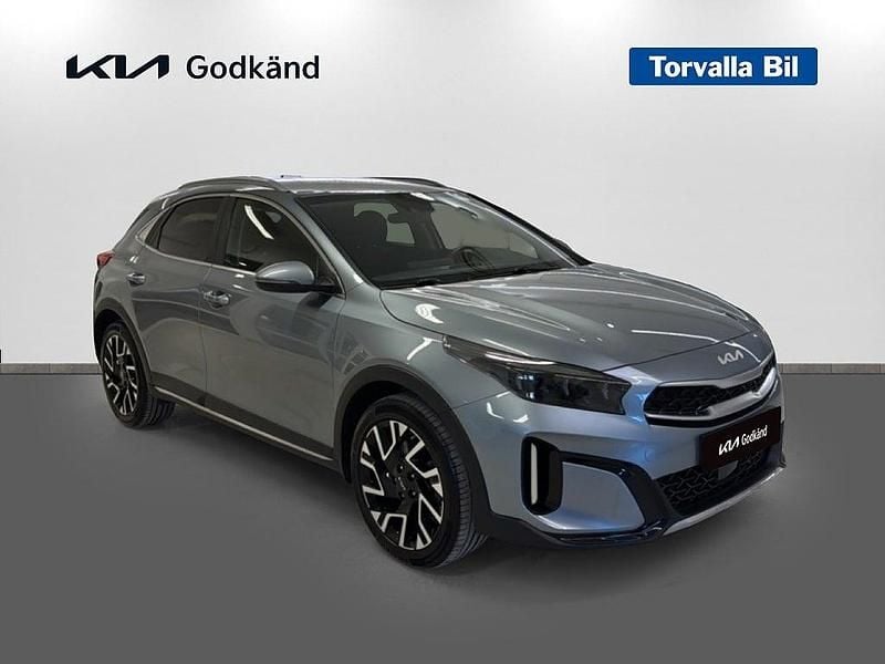 Begagnad Kia XCeed 141 HK (103 kW) 2023 Grå SUV