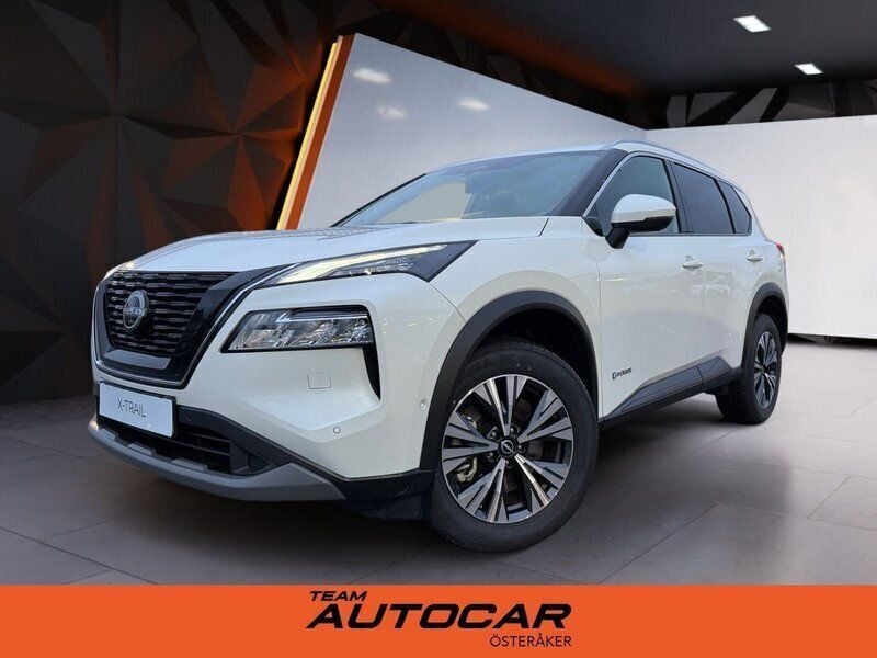 Vit Ny 2024 Nissan X-Trail N-Connecta SUV | 402 300 kr (Superpris) - Bild 1/4