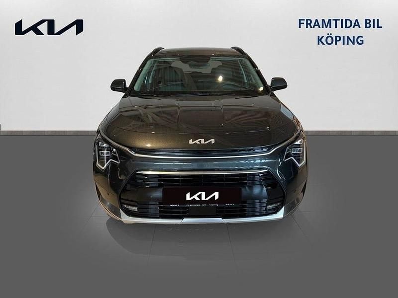 Begagnad Kia Niro Advance 184 HK (135 kW) 2023 Grå SUV