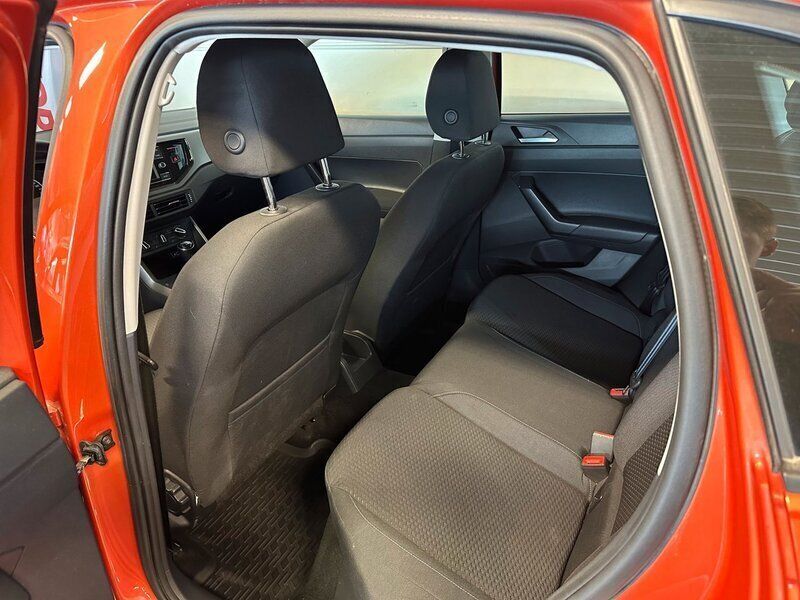 Begagnad VW Polo 96 HK (70 kW) 2017 Orange Halvkombi