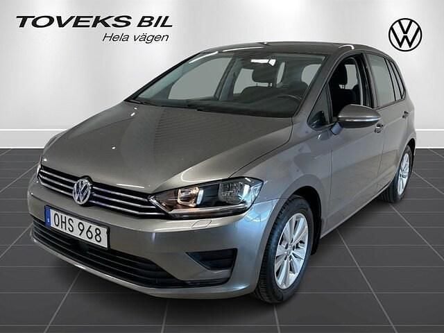 Grå Begagnad 2016 VW Golf VII Sedan | 169 000 kr (Marknadspris) - Bild 1/4