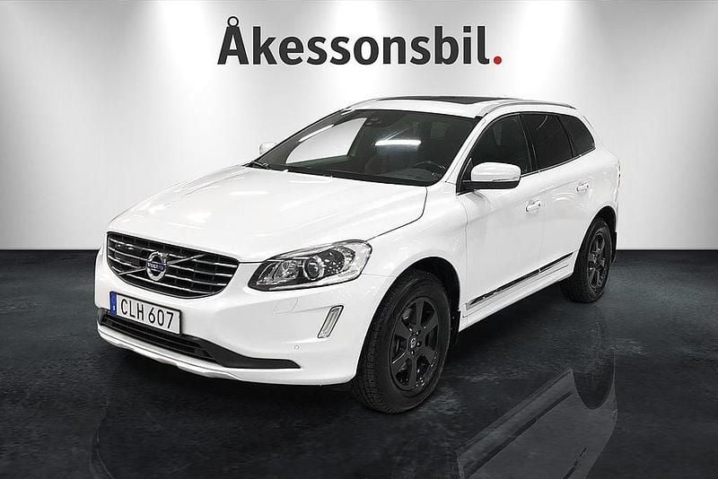 Begagnad Volvo XC60 Summum 181 HK (133 kW) 2014 Vit SUV