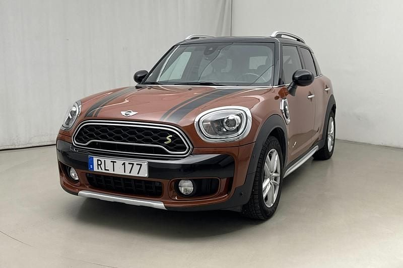 Brun Begagnad 2017 Mini Cooper S Countryman Chili SUV | 178 000 kr - Bild 1/4