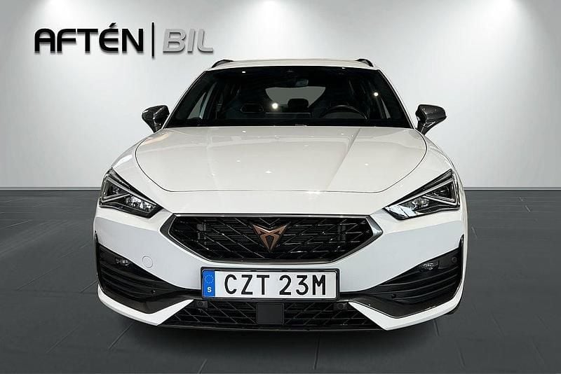 Begagnad Cupra Leon VZ 245 HK (180 kW) 2024 Vit Kombi