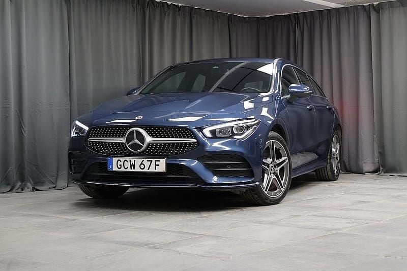 Blå Begagnad 2022 Mercedes CLA250e Shooting Brake Kombi | 319 000 kr (Superpris) - Bild 1/4