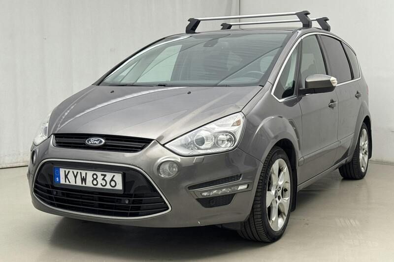 Brun Begagnad 2015 Ford S-MAX S Minibuss | 136 000 kr (Marknadspris) - Bild 1/4
