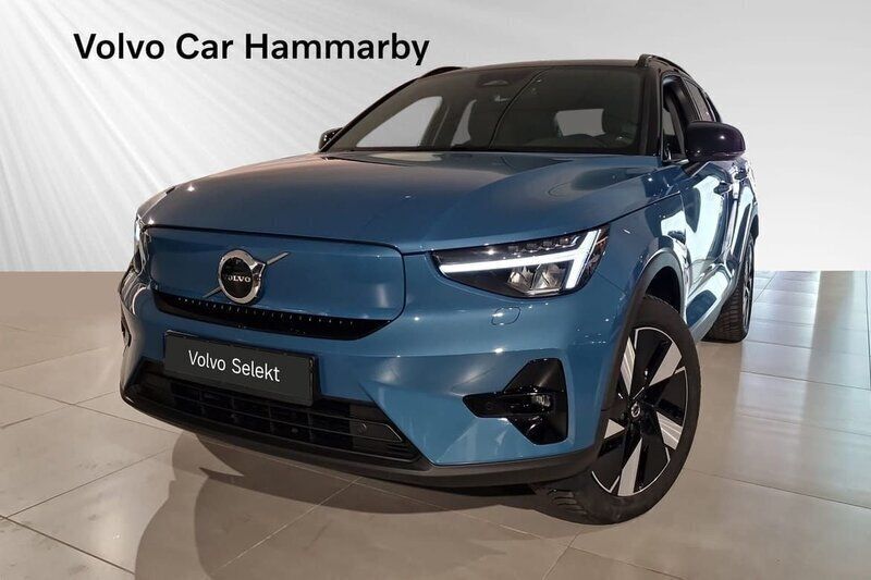 Blå Begagnad 2024 Volvo XC40 Plus SUV | 454 900 kr (Bra pris) - Bild 1/2